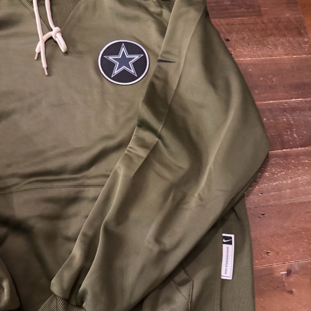 Dallas Cowboys Salute to Service Olive Green NFL Hoodie - Picture 2 of 8
